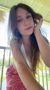 Social Style Selfie 21 on Sexy Audra social model photo gallery