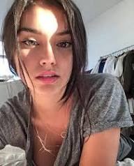 Phone Selfie Feature 29 on Sexy Audra social model photo gallery