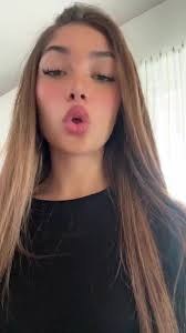 HD Model Preview 53 on Sexy Audra social model photo gallery